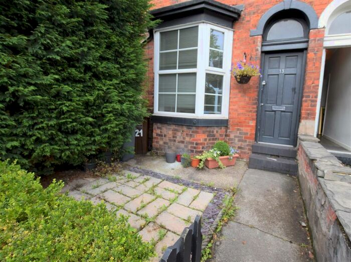 2 Bedroom Semi-Detached House To Rent In Albert Hill St, Didsbury, M20