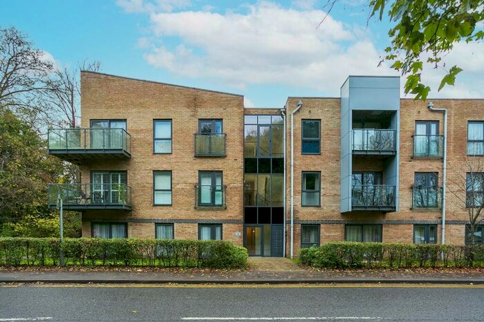 2 Bedroom Apartment To Rent In Mill House, Rose Lane, Nash Mills Wharf, Hemel Hempstead, HP3