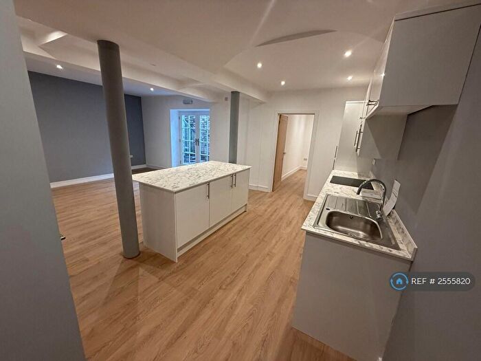 2 Bedroom Flat To Rent In Bertie Terrace, Leamington Spa, CV32