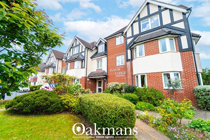2 Bedroom Apartment For Sale In Warwick Road, Solihull, West Midlands, B92