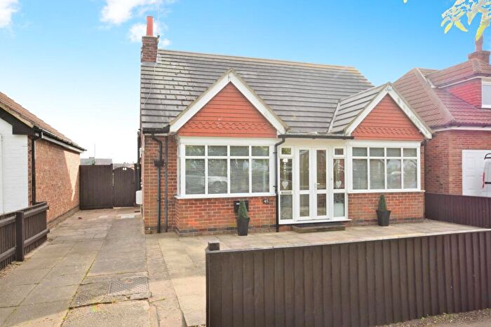 3 Bedroom Detached Bungalow For Sale In Burgh Road, Skegness, PE25