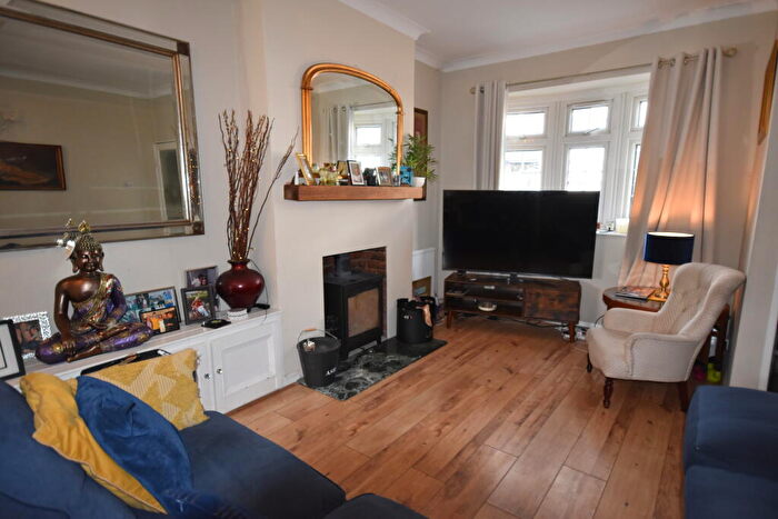 3 Bedroom Terraced House For Sale In Smeaton Road, Woodford Green, Chigwell, IG8