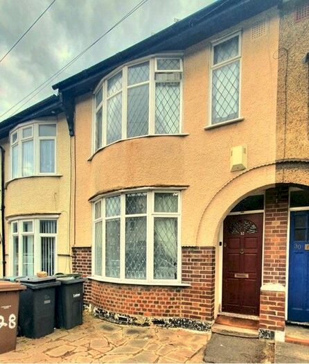2 Bedroom Terraced House To Rent In St. Monicas Avenue, Luton, LU3
