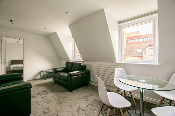 2 Bedroom Apartment To Rent In Milton Road, Swindon, SN1