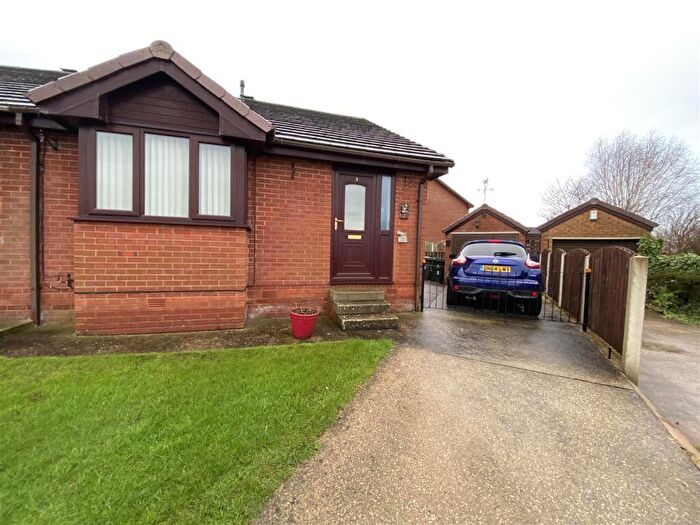 2 Bedroom Semi-Detached Bungalow For Sale In Lavender Close, Conisbrough, Doncaster, DN12