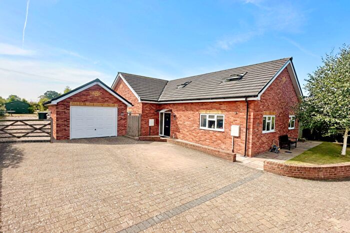 4 Bedroom Detached House For Sale In Gardiners Oak, Clehonger, Hereford, HR2