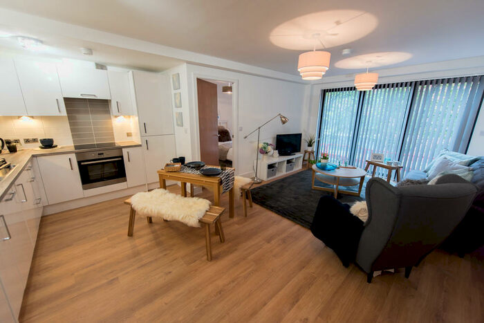 2 Bedroom Apartment To Rent In Vine Street, Liverpool, Merseyside, L7