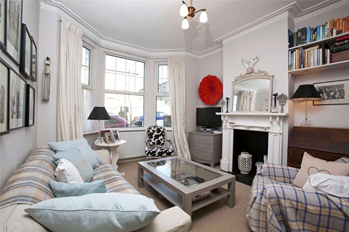 1 Bedroom Flat To Rent In Denton Street, SW18