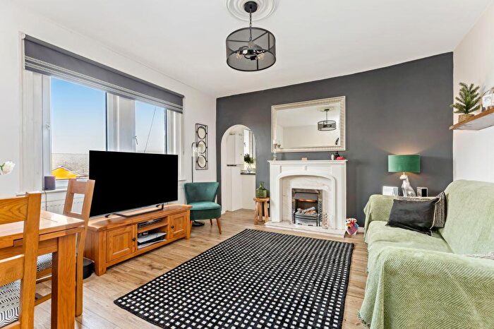 2 Bedroom Flat For Sale In (flat ) St Clair Street, Leith, Edinburgh, EH6