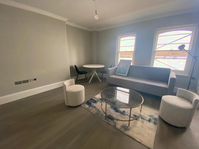 2 Bedroom Flat To Rent In Collingham Road, London, SW5