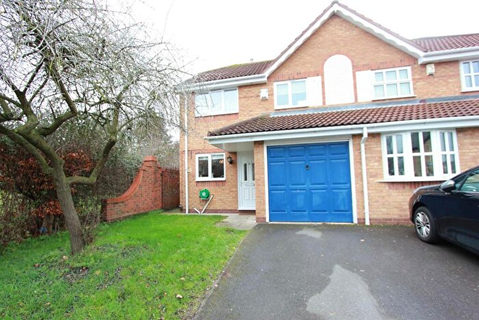 3 Bedroom Semi-Detached House To Rent In Cotman Drive, Hinckley, LE10