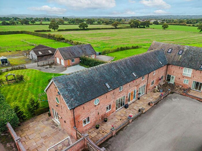 4 Bedroom Semi-Detached House For Sale In The Coach House, Douglas Lane, Wettenhall, CW7