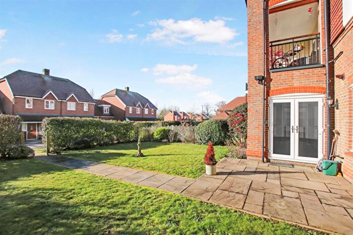 2 Bedroom Retirement Property For Sale In Hartfield Road, Leatherhead, KT22