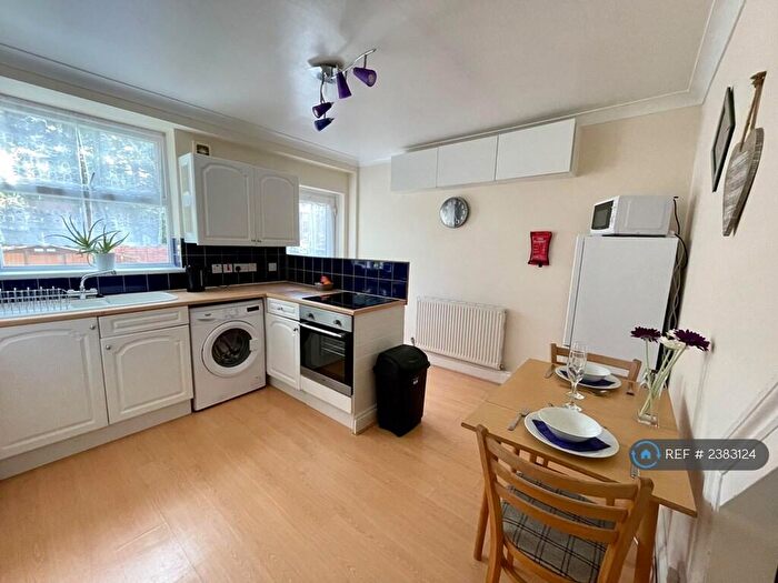 1 Bedroom Flat To Rent In William Street, Reading, RG1