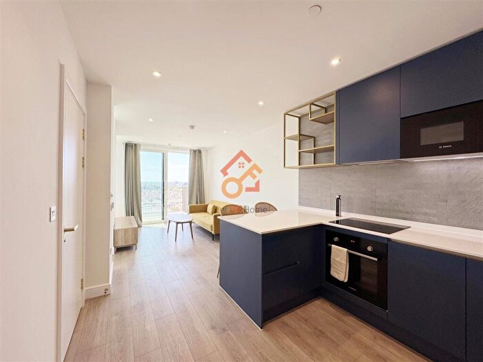 Studio To Rent In Waterview House, Quay Walk, Wembley, HA0