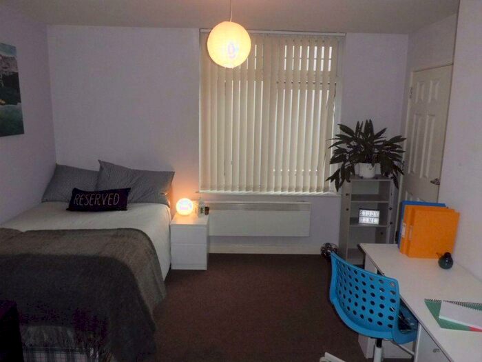 Studio To Rent In Bournbrook House, B29