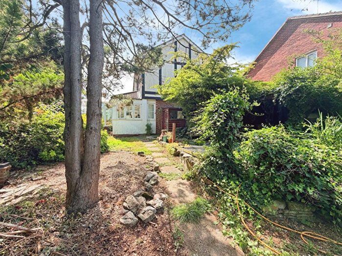 4 Bedroom End Of Terrace House For Sale In Yeovil Chase, Southampton, SO18