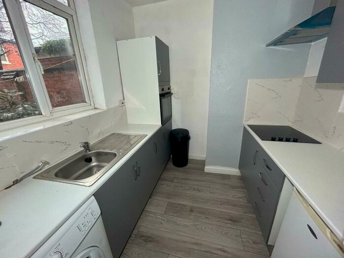 Studio To Rent In Regent Road, Leicester, LE1