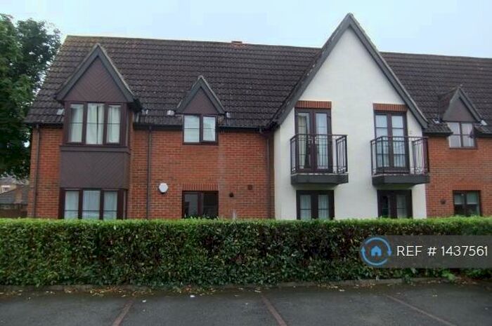 1 Bedroom Flat To Rent In Southern Hill, Reading, RG1