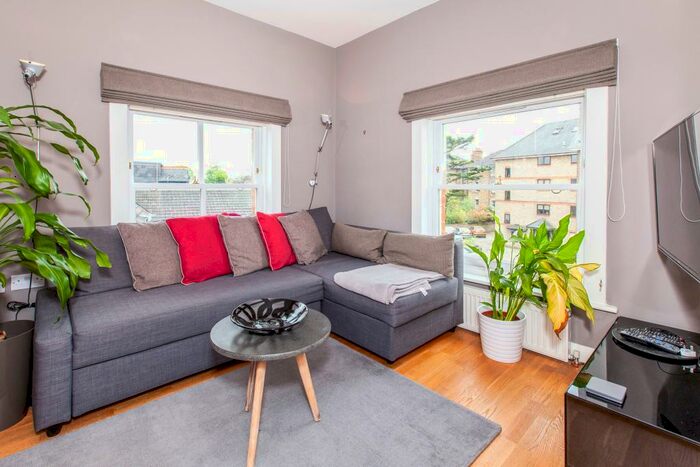 1 Bedroom Apartment To Rent In Alma Road, SL4