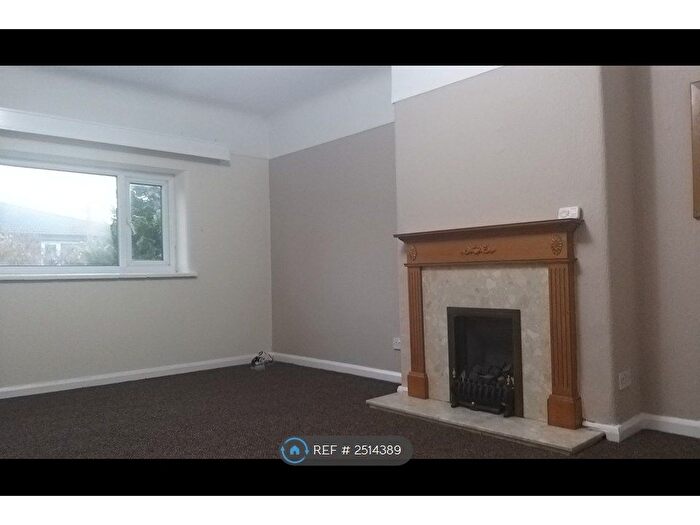 2 Bedroom Flat To Rent In Grey Friars, Chester, CH1