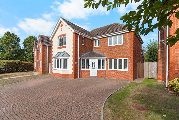 4 Bedroom Detached House For Sale In Bryant Road, Taw Hill, Swindon, SN25