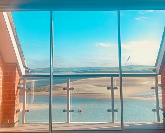 2 Bedroom Apartment To Rent In Padstow, PL28