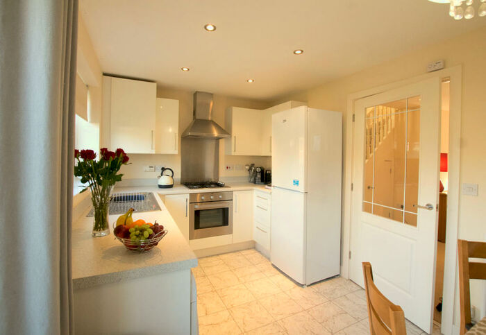 2 Bedroom Semi-Detached House To Rent In Cygnus Grove, Wokingham, RG40