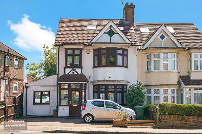 5 Bedroom Semi Detached House For Sale In Greenford Road, Harrow, HA1