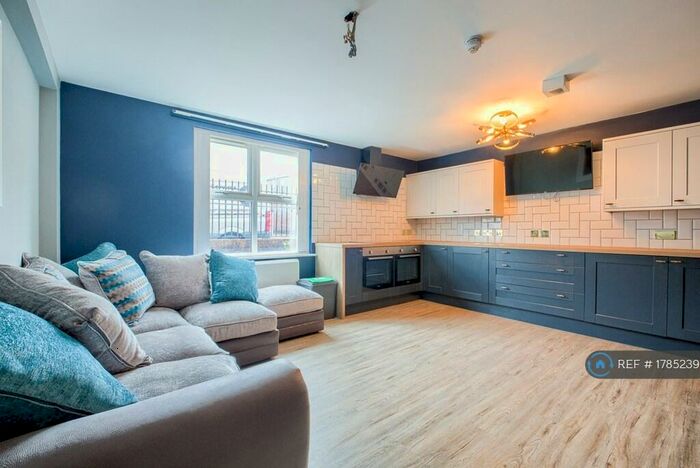 6 Bedroom Flat To Rent In St. Margaret Road, Coventry, CV1