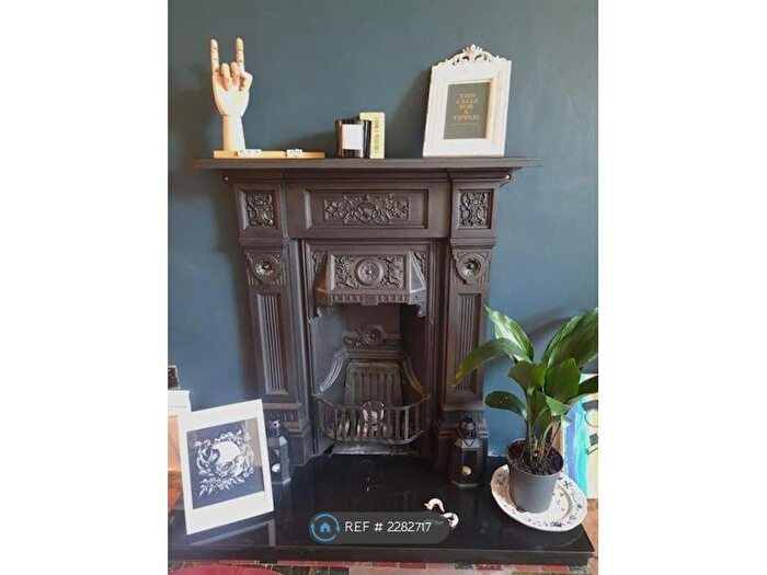 1 Bedroom Flat To Rent In Fulham Palace Road, London, SW6