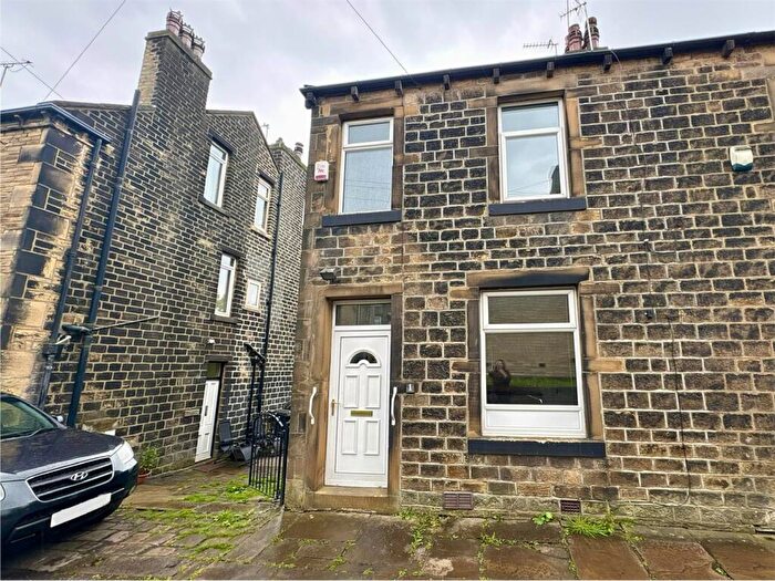 3 Bedroom Semi-Detached House For Sale In Height Green, Sowerby Bridge, HX6