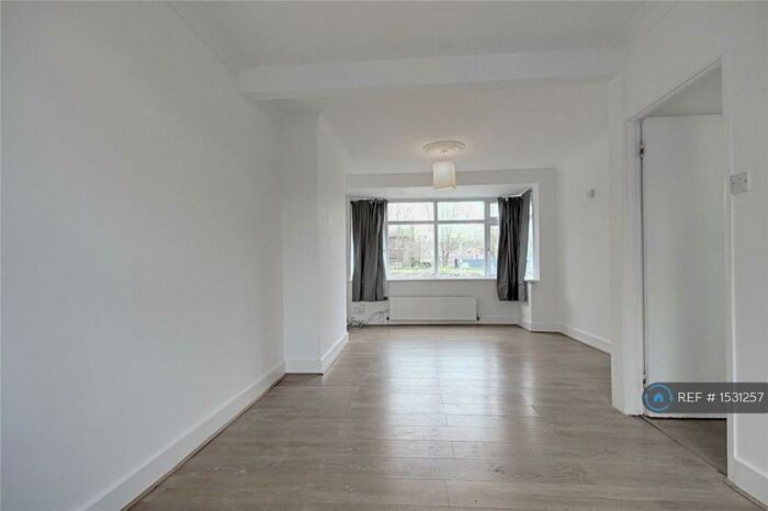 3 Bedroom Terraced House To Rent In South Ordnance Road, Enfield, EN3