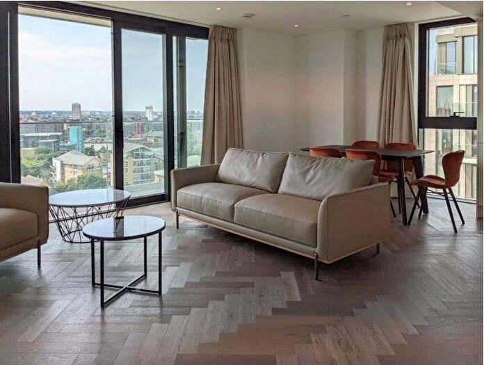 2 Bedroom Flat To Rent In Gauging Square, Wapping, E1W