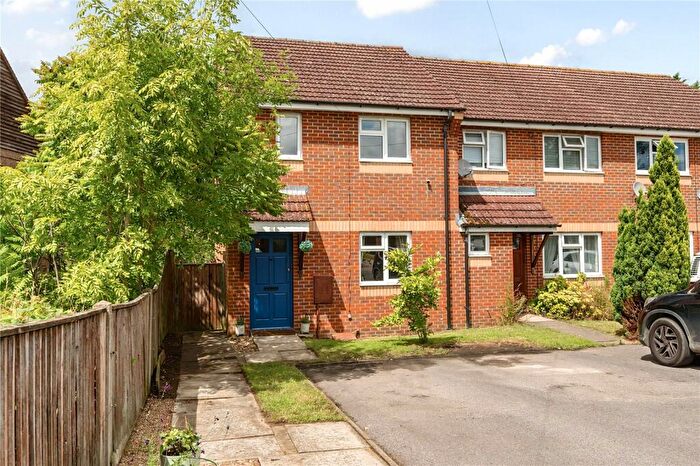 2 Bedroom End Of Terrace House For Sale In Rickford Hill, Worplesdon, Guildford, Surrey, GU3