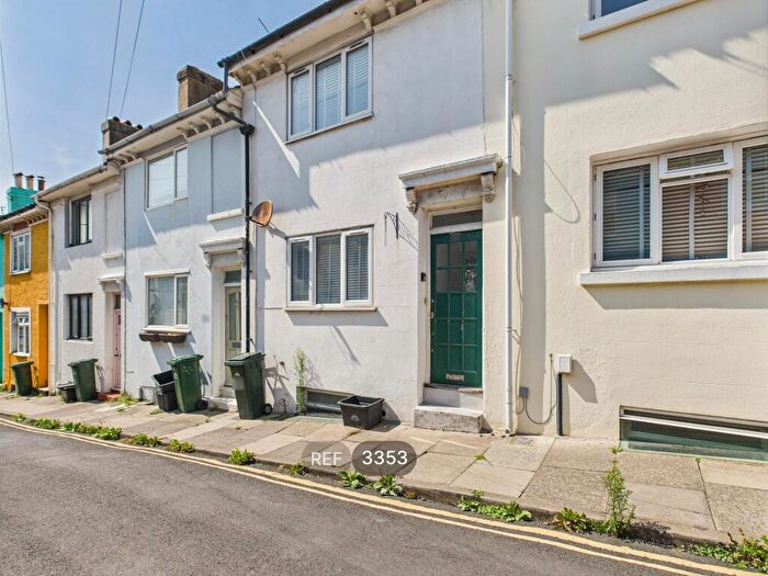 2 Bedroom Terraced House To Rent In Jersey Street, Brighton, BN2