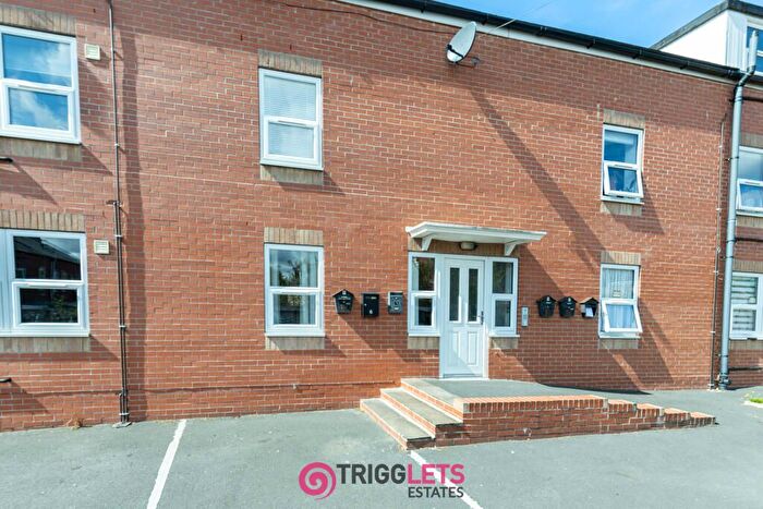 1 Bedroom Flat For Sale In Coachmans Court, Jump, Barnsley, S74