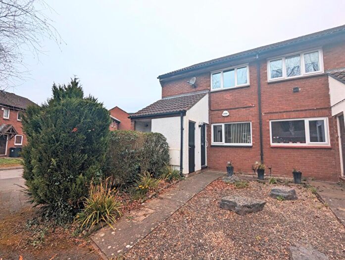 1 Bedroom Flat To Rent In Quaker Lane, West End, Darlington, DL1