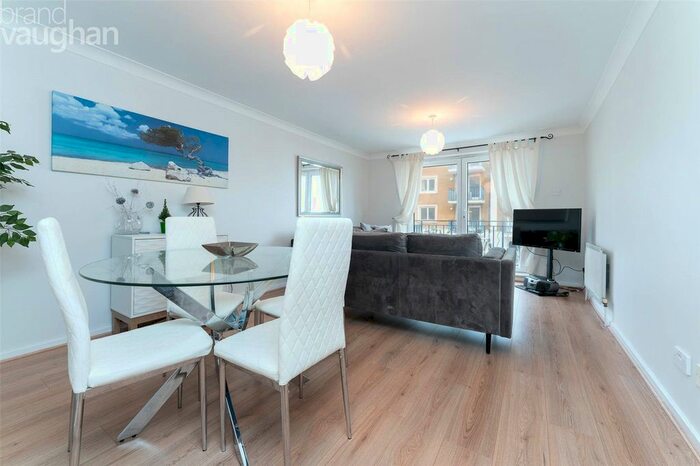 2 Bedroom Flat To Rent In Neptune Court, The Strand, Brighton, BN2