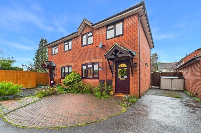 3 Bedroom Semi-Detached House For Sale In Osler Close, Bramley, Tadley, Hampshire, RG26
