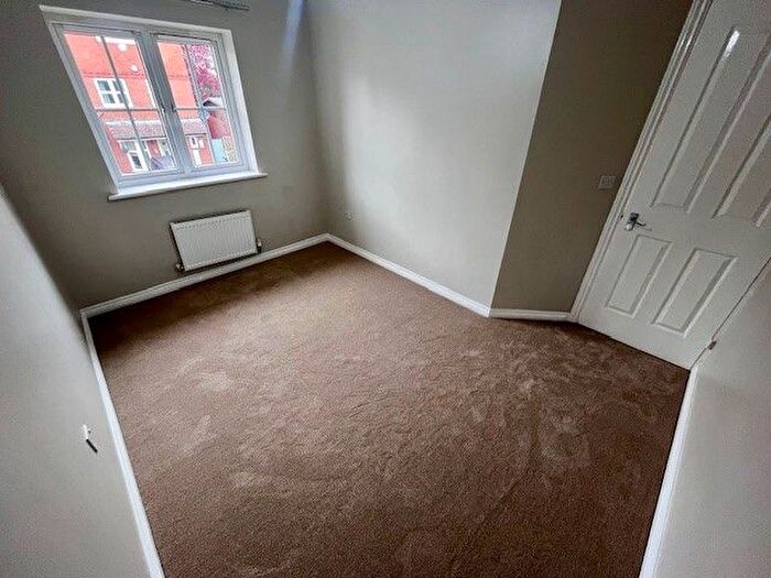 3 Bedroom Property To Rent In Evesham Road, Redditch, B97