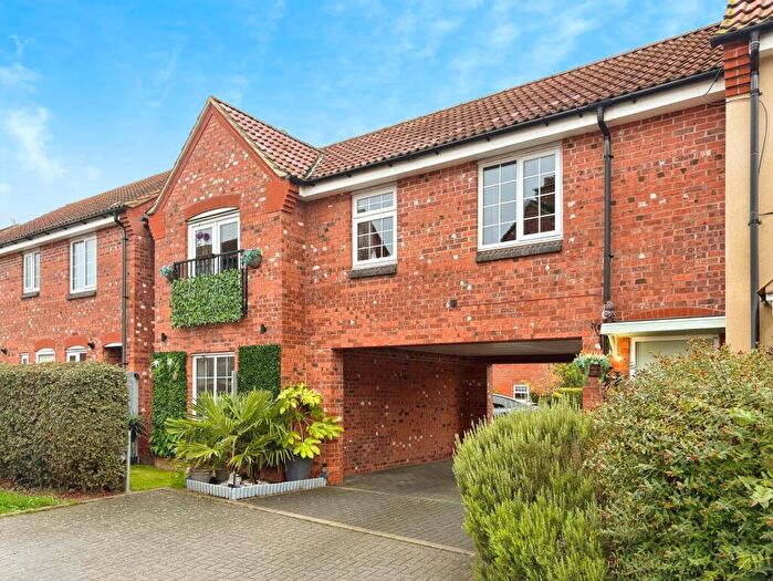 2 Bedroom Property For Sale In Poppy Road, Witham St Hughs, LN6