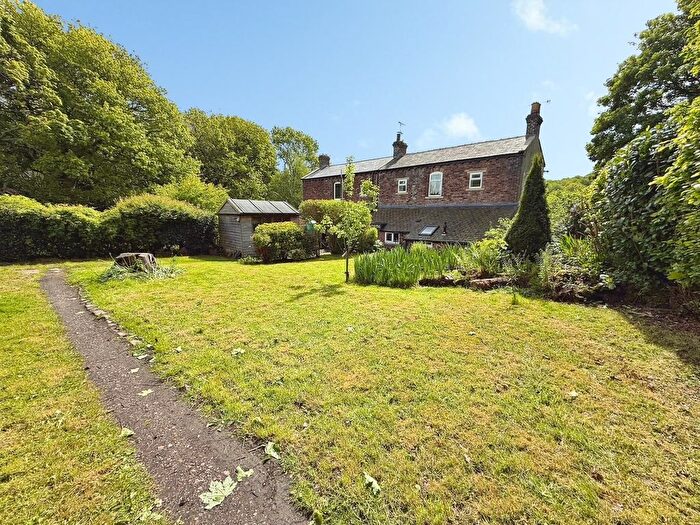 3 Bedroom Semi-Detached House For Sale In Royds Wood, Off Redburn Drive, Shipley, BD18