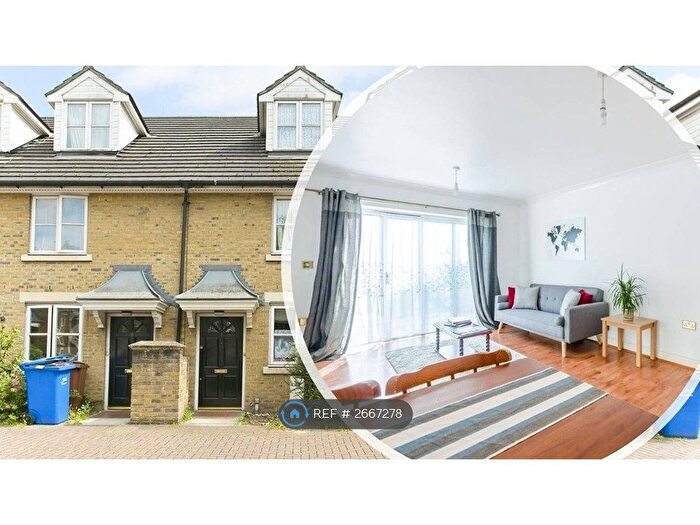 3 Bedroom Terraced House To Rent In Banfield Road, London, SE15