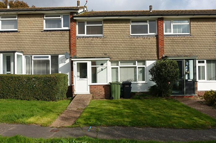 3 Bedroom House To Rent In Barons Way, Polegate, BN26