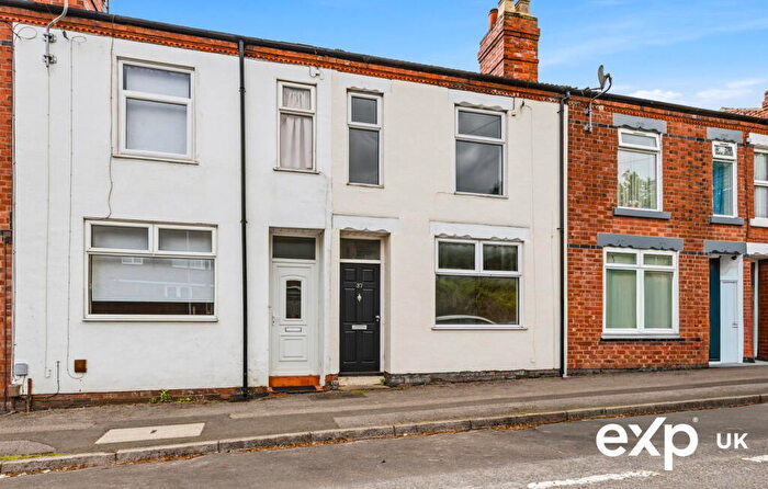 2 Bedroom Terraced House For Sale In Byron Street, Daybrook, Nottingham, NG5