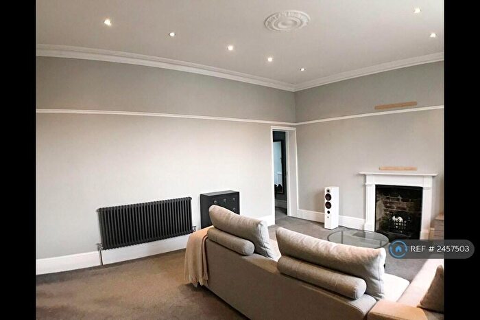 2 Bedroom Flat To Rent In Charleville Circus, London, SE26