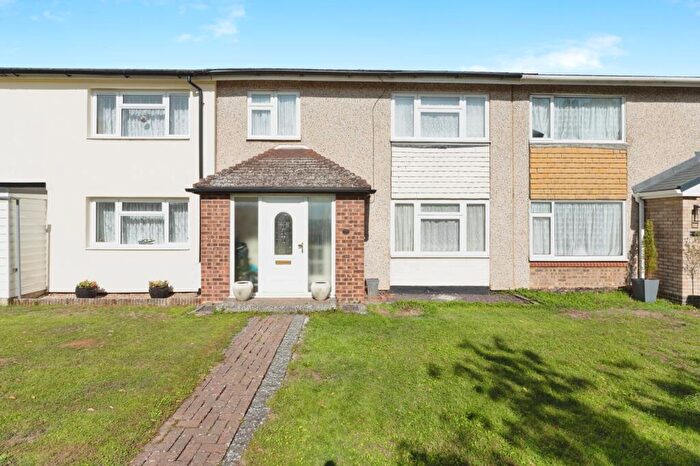 3 Bedroom Terraced House For Sale In Richmond Road, Wickford, SS11