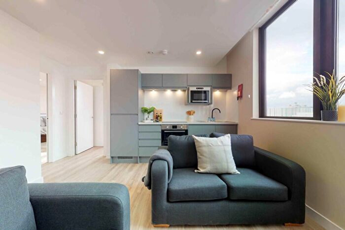 2 Bedroom Apartment To Rent In Furnival Square, City Centre, Sheffield, S1