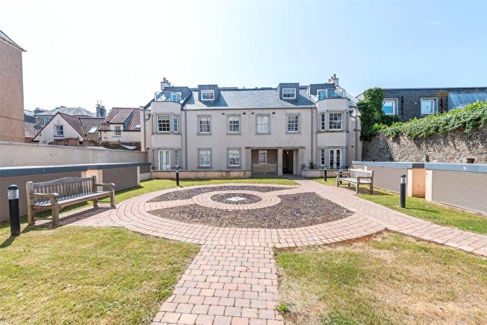 2 Bedroom Apartment For Sale In Century Court, North Street, St. Andrews, KY16